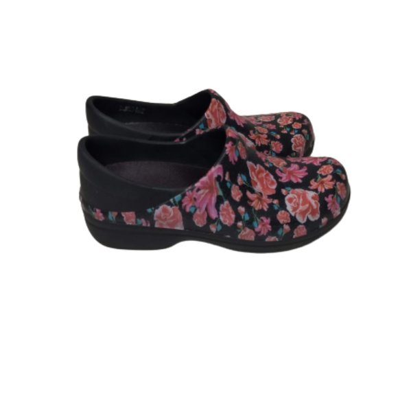 Crocs Dual Comfort Floral Clogs Women's Size 5 - Picture 3 of 10